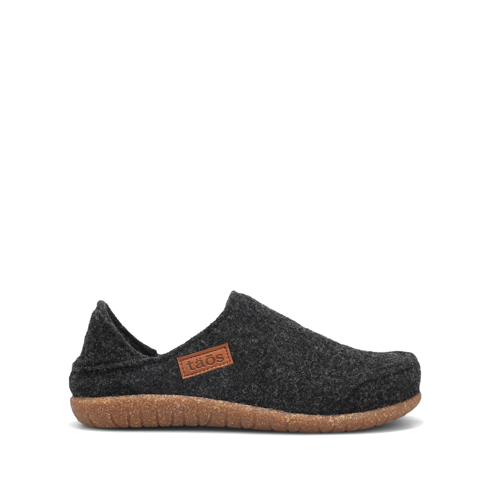 Taos Convertawool unisex slipper in Black, side view