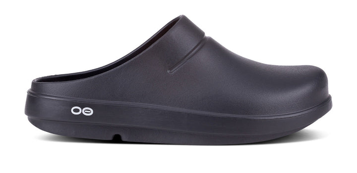 OOFOS OOcloog clog in Black, side view