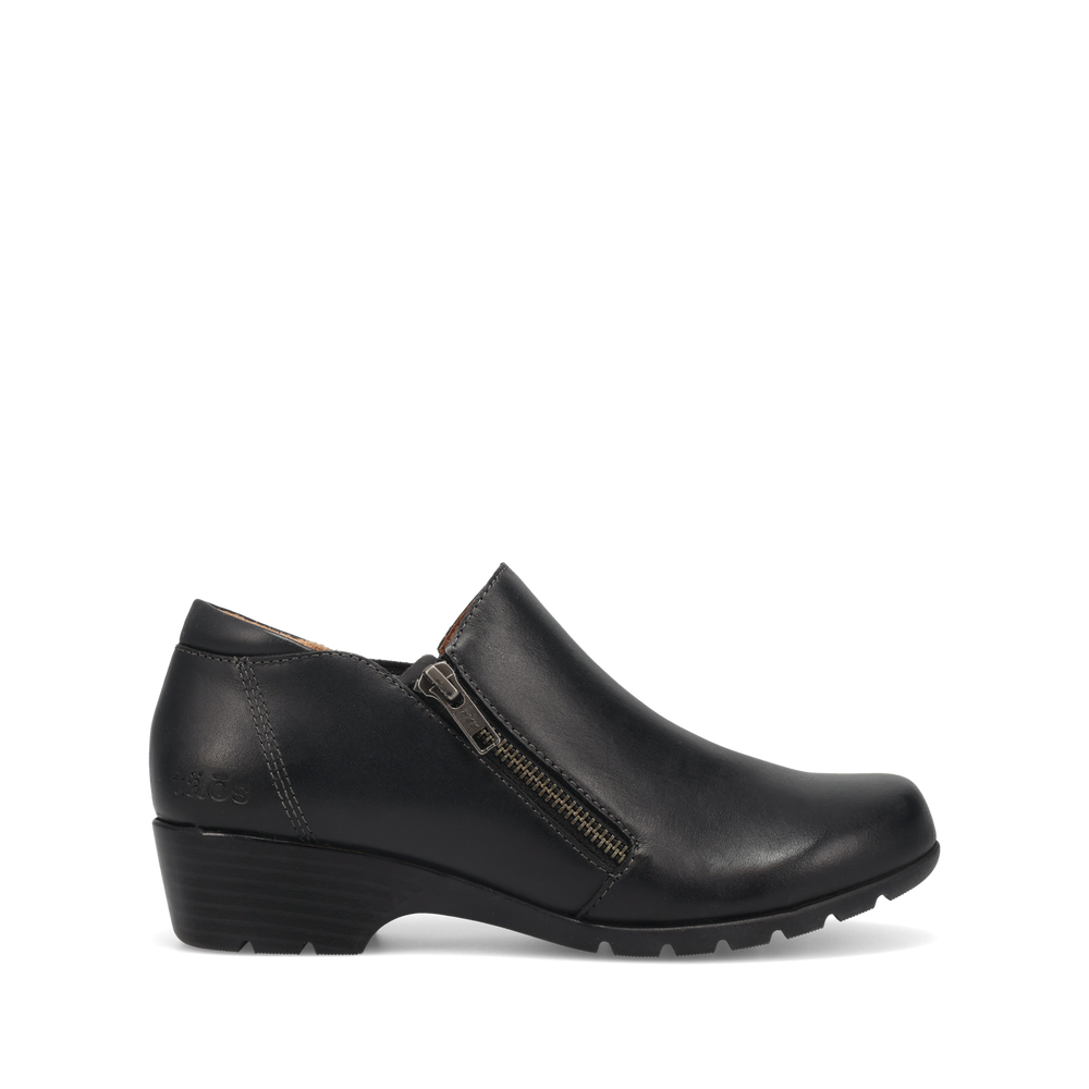 Taos Daily women's bootie in Black, outside view