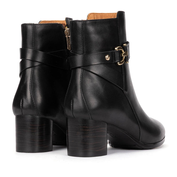 Pikolinos Calafat W1Z-8914 black ankle boot, rear pair view