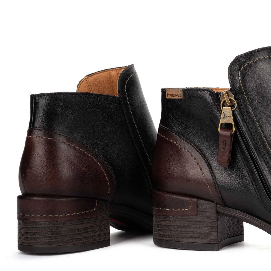 Pikolinos Malaga W6W-8648 black ankle boot, zipper and contrasting heel detail