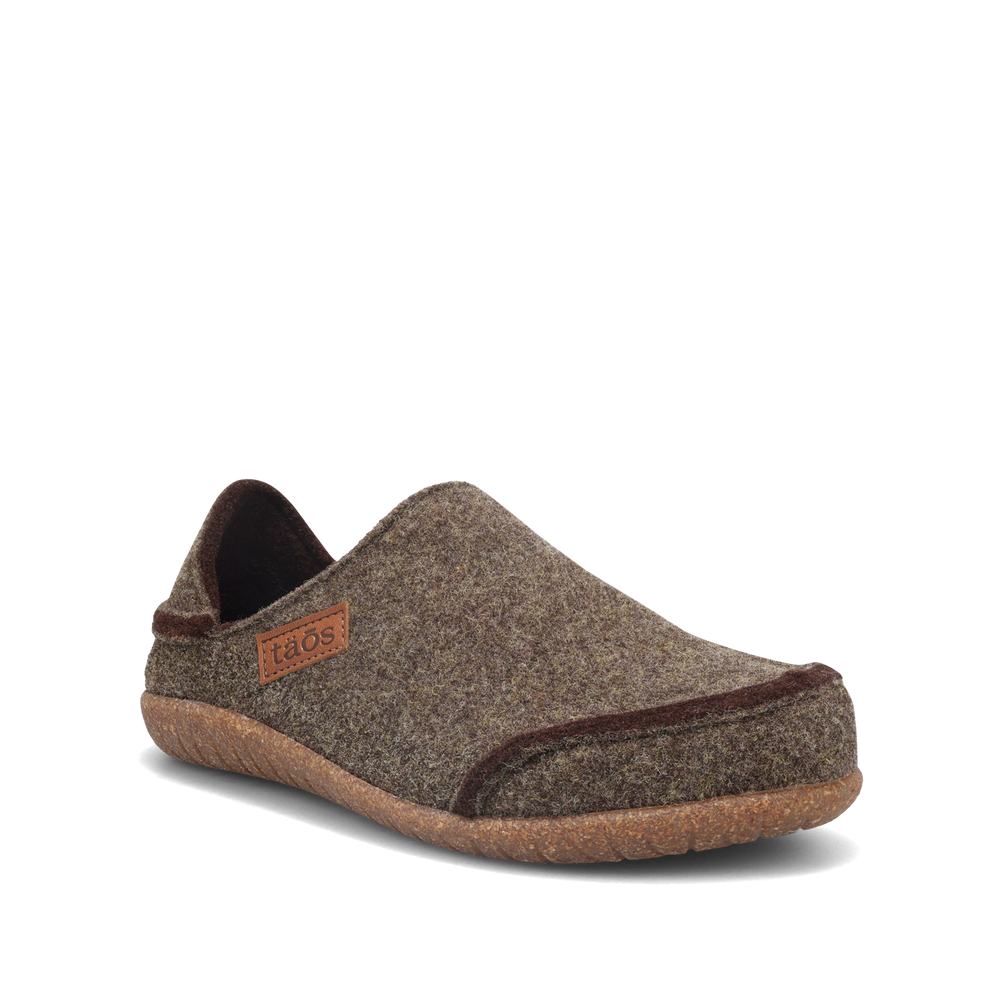 Taos Convertawool unisex slipper in Brown/Olive, 3/4 view