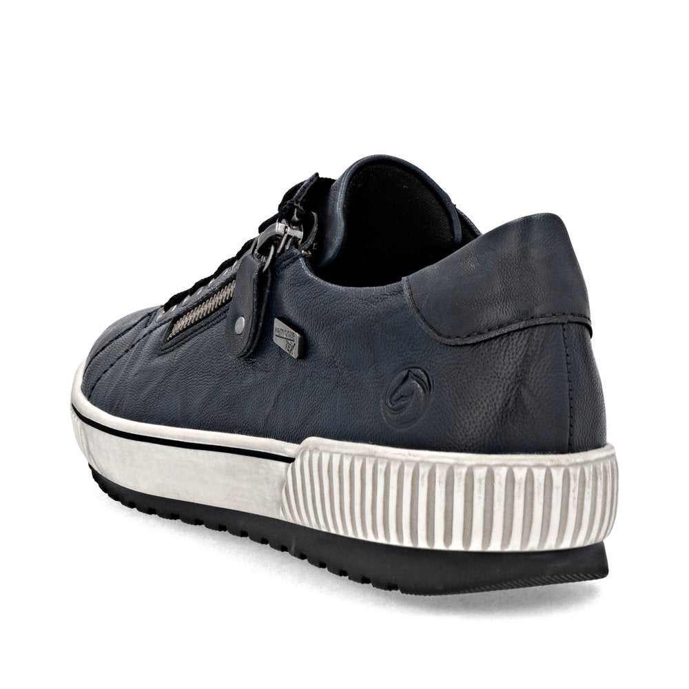 Remonte Maditta women&