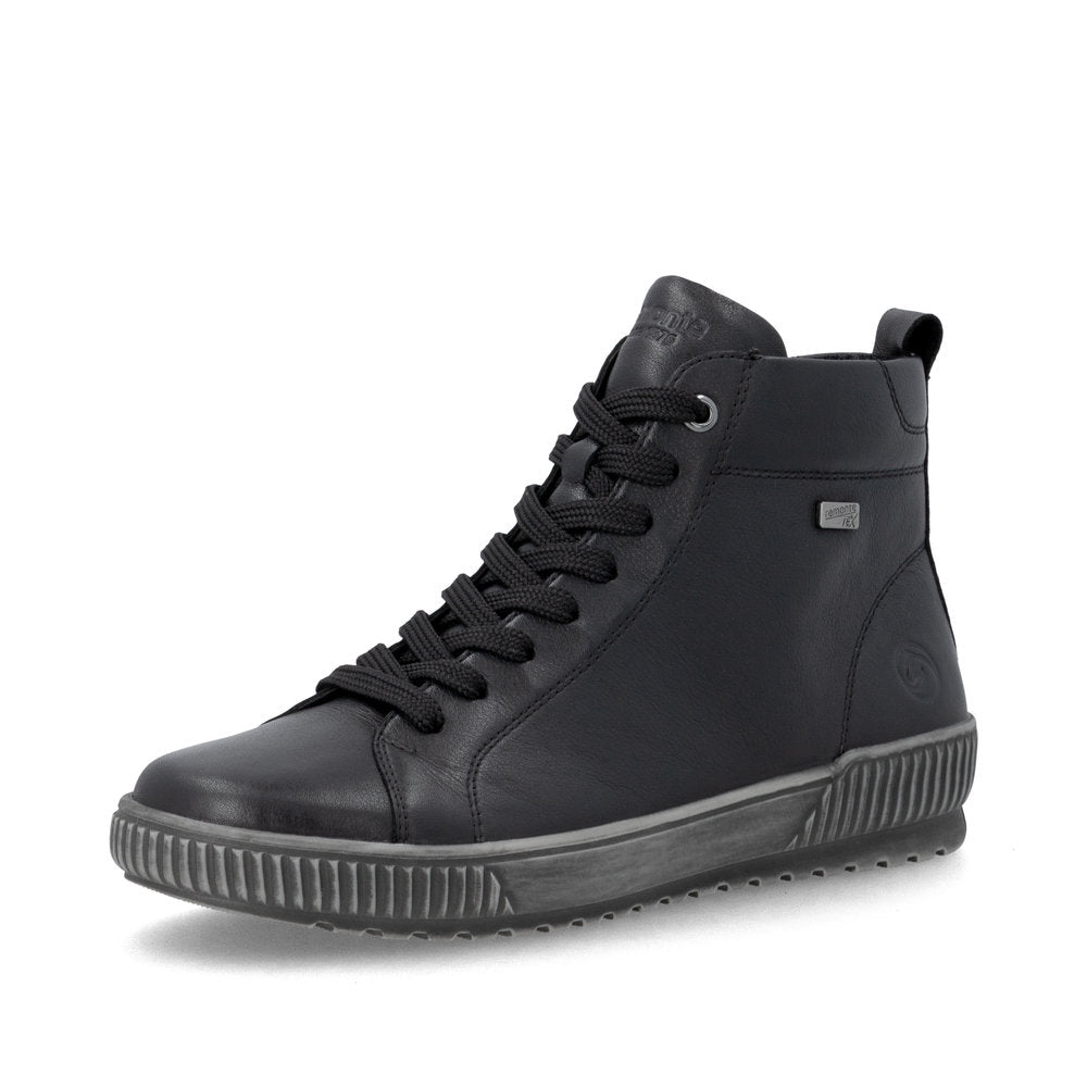 Remonte Maditta 82 black high-top bootie, three-quarter view