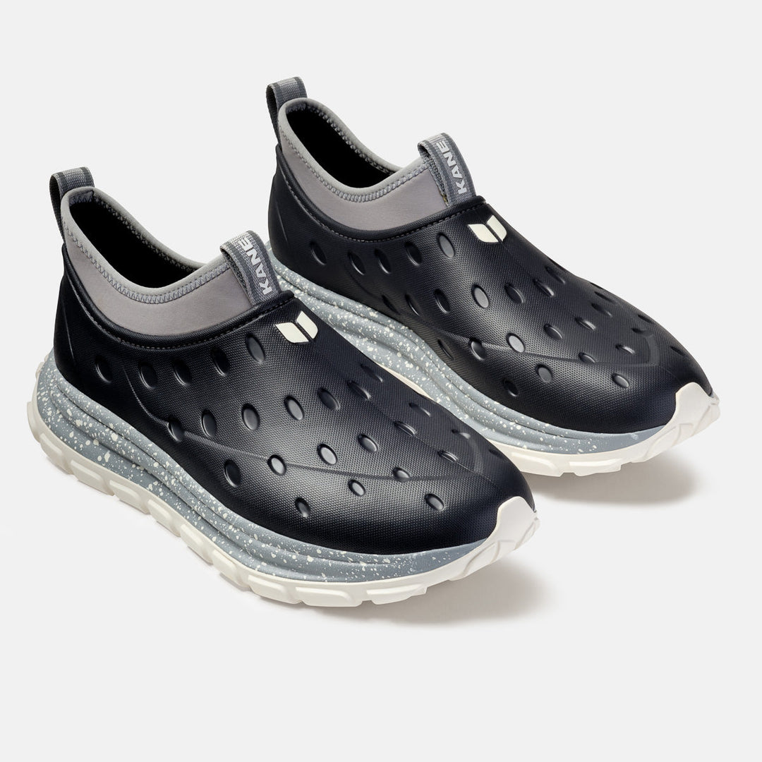 Kane Revive AC unisex recovery shoe in Shadow, 3/4 view