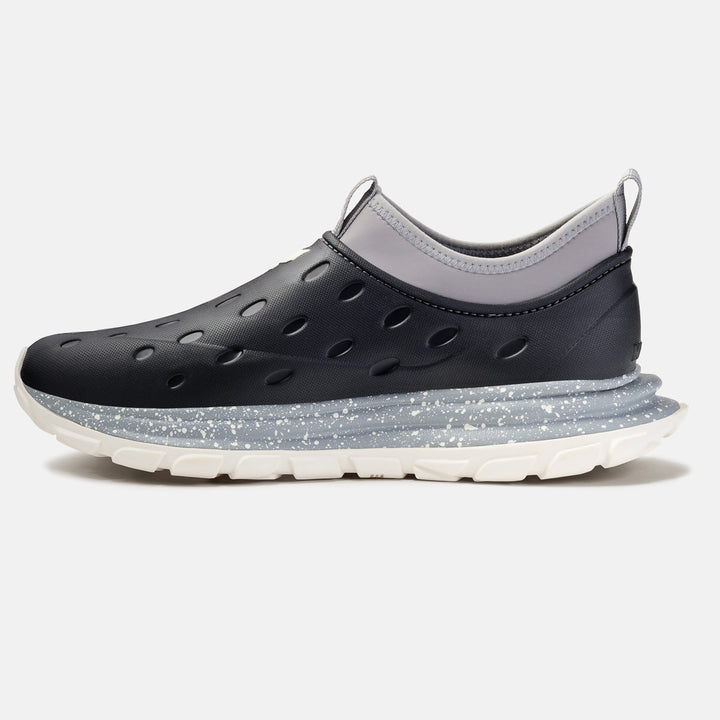 Kane Revive AC unisex recovery shoe in Shadow, side view