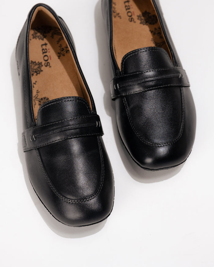 TAOS GABBY BLACK LEATHER