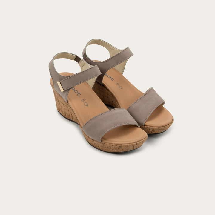 Naot Summer women&