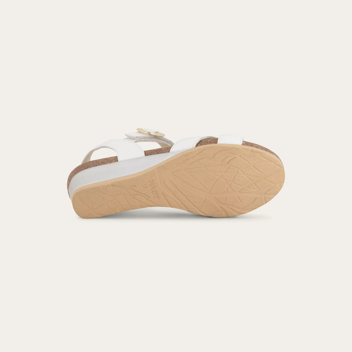 Naot Throne women&