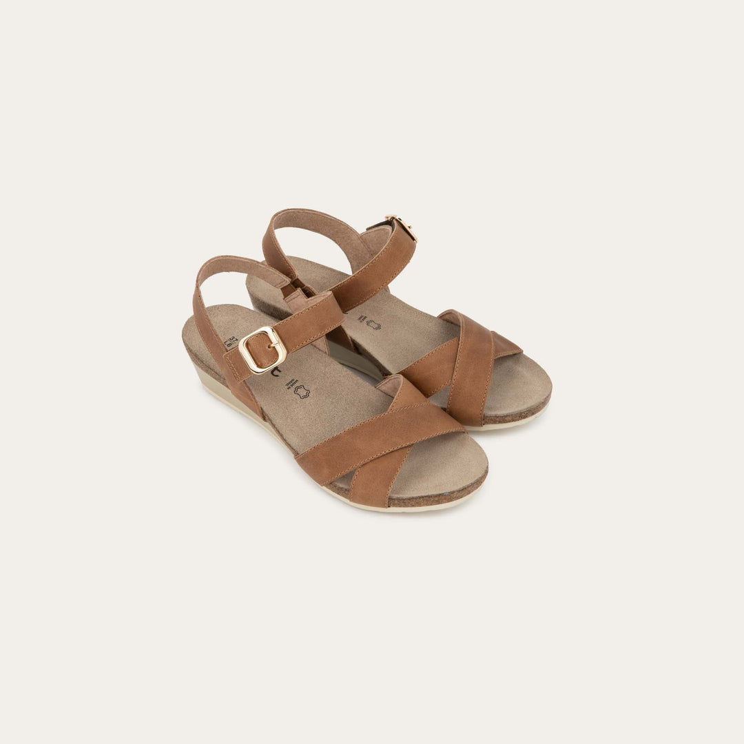 Naot Throne women&