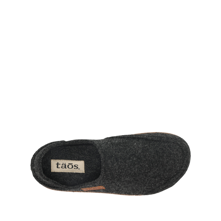 Taos Convertawool unisex slipper in Black, instep view