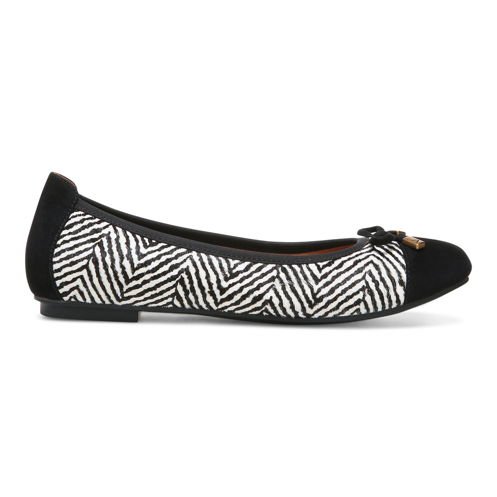 Minna Ballet Flat by Vionic – additional view 2 of 7